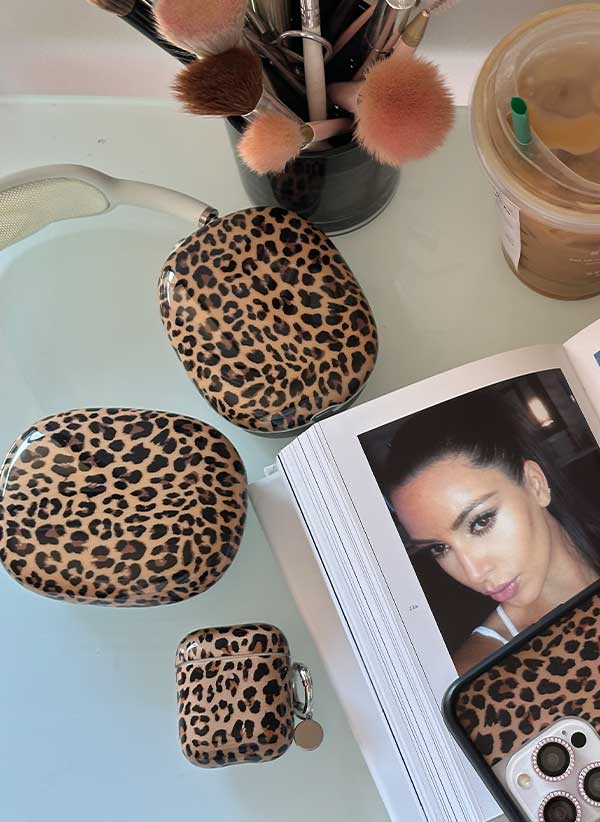 Wildflower Meow Airpod Max Case