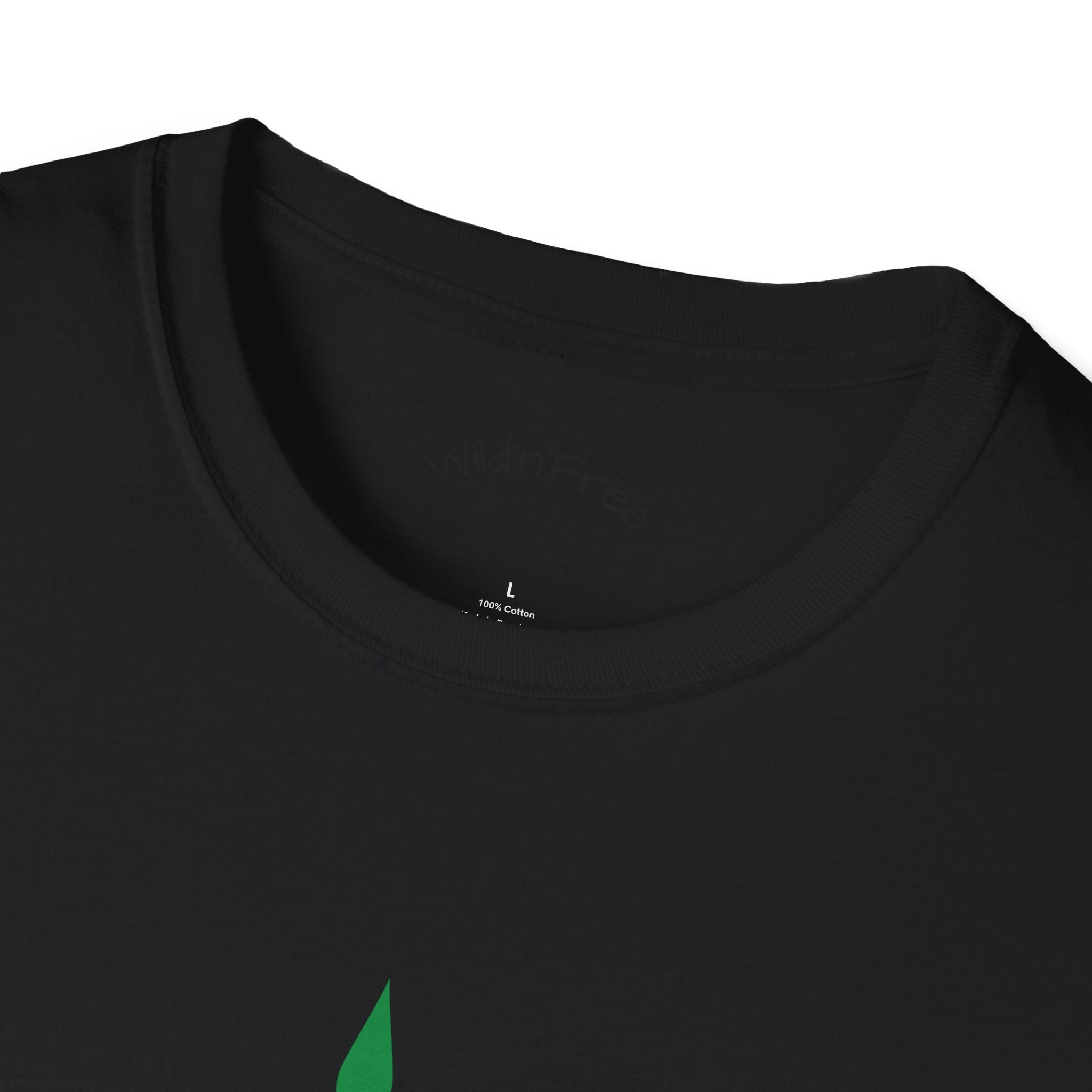 Wild'n'Free Cannabis Leaf T-Shirt – "It's Organic" Graphic Tee