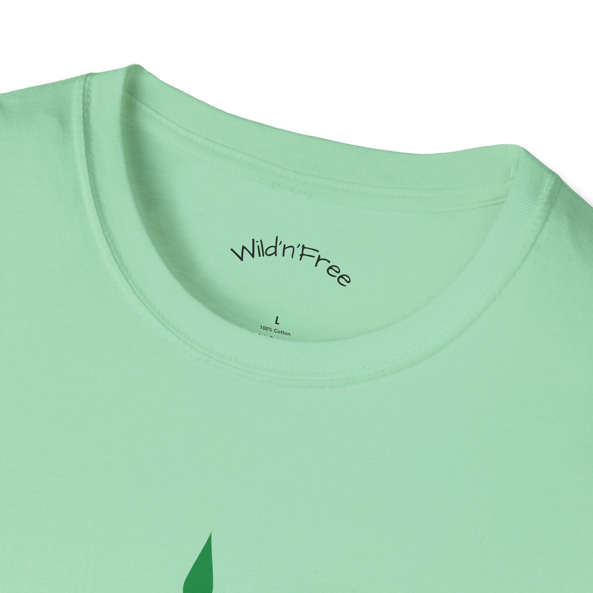 Wild'n'Free Cannabis Leaf T-Shirt – "It's Organic" Graphic Tee