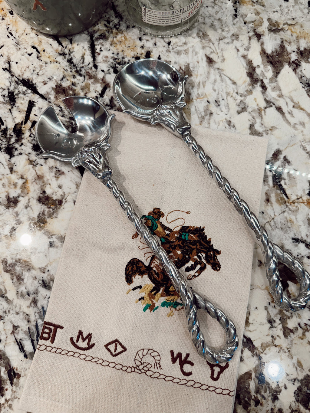 Longhorn Serving Set