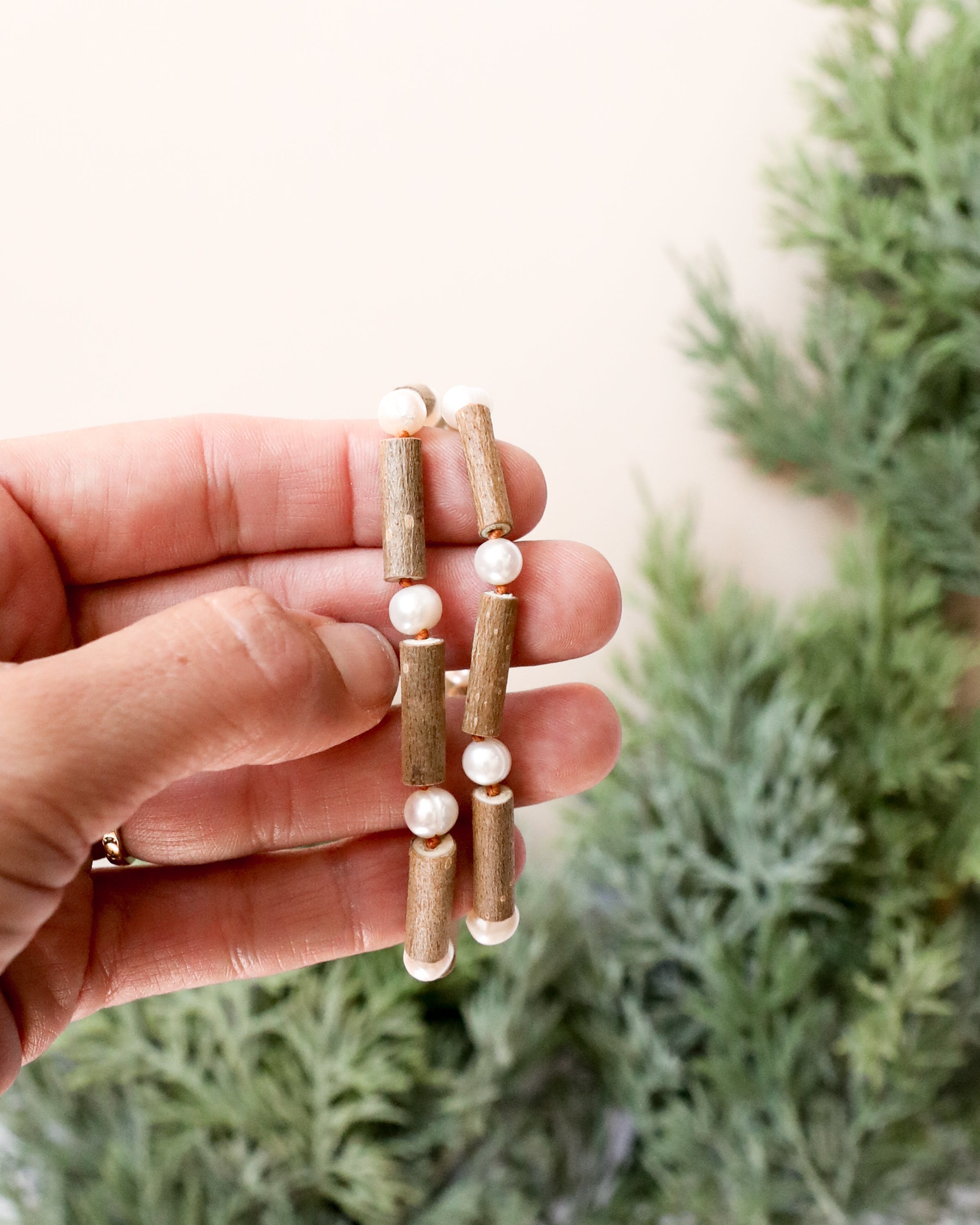 CanyonLeaf Hazelwood + Pearl || Beaded Necklace ||