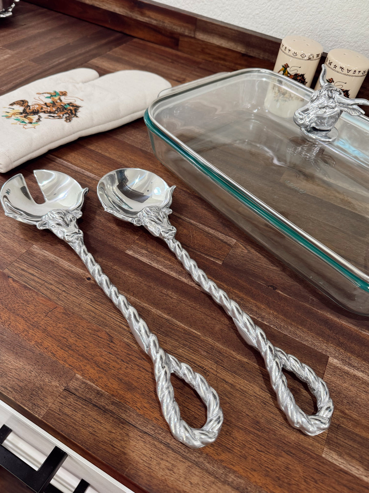 Longhorn Serving Set
