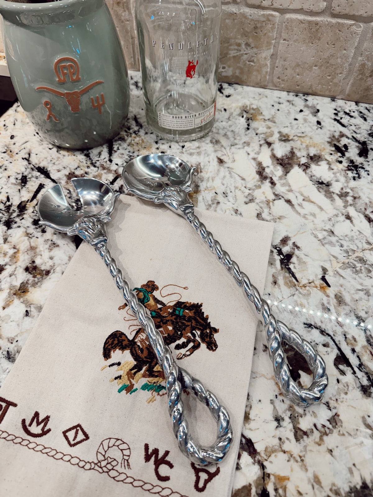 Longhorn Serving Set