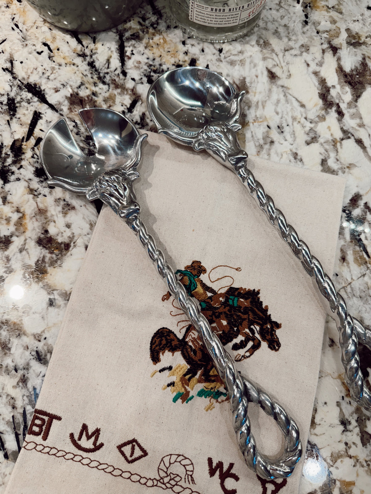 Longhorn Serving Set