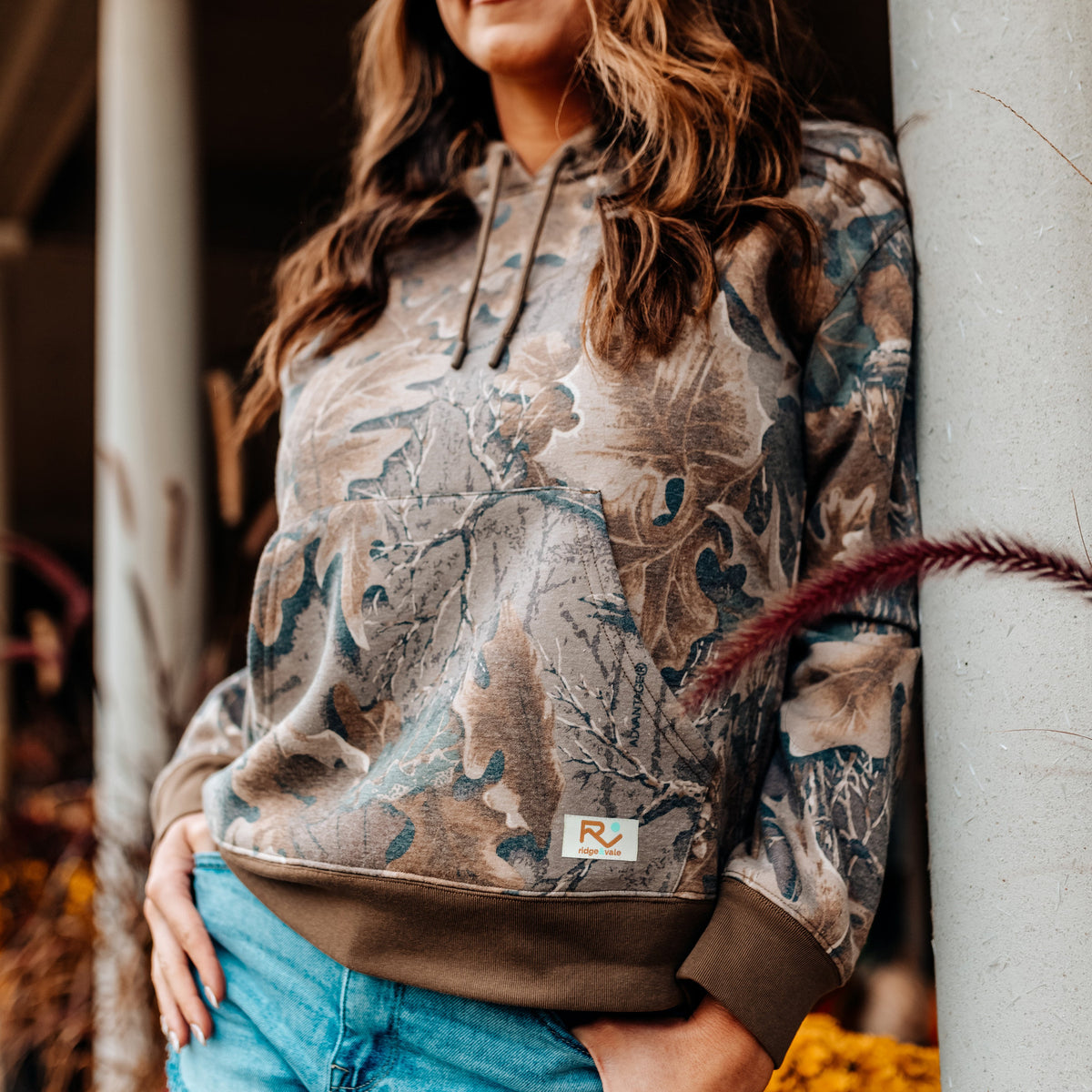Vintage Ridge & Vale Realtree® Camo Women's Hoodie